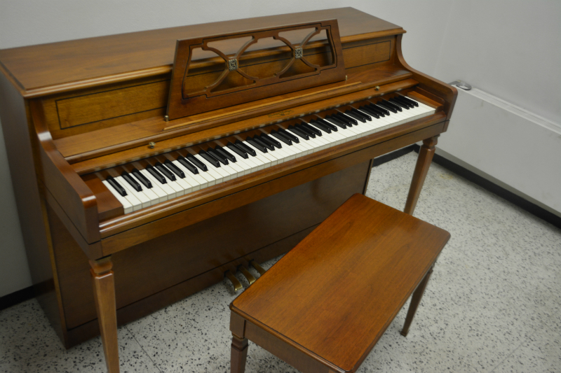 wurlitzer upright piano serial numbers